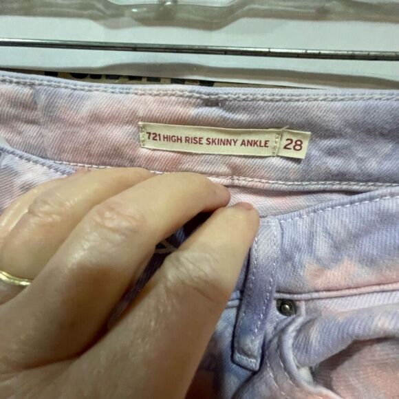 Levi’s 721 high rise skinny ankle size 28 pink purple tie dye. - Picture 7 of 10